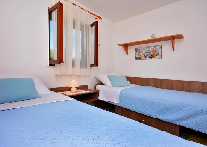 Σπίτι διακοπών Home, Bozic