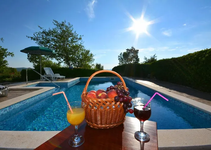 Home, Bozic Holiday home *